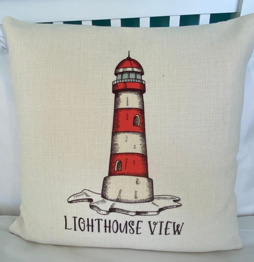 Lighthouse View, One Min From Harbour & Beach Scarborough Exterior photo